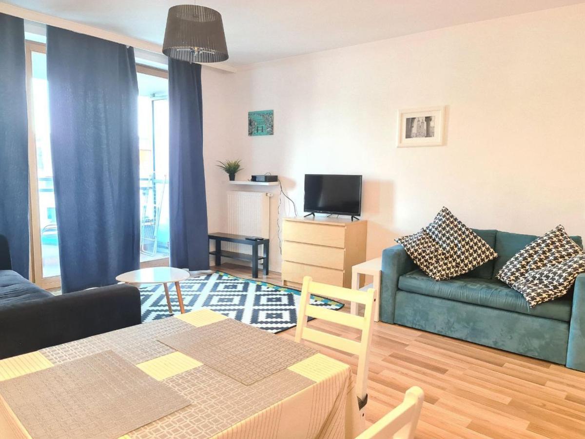 Dworska Studio Apartment Krakow Bagian luar foto